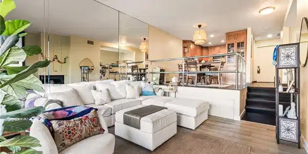 5217 Marina Pacifica S