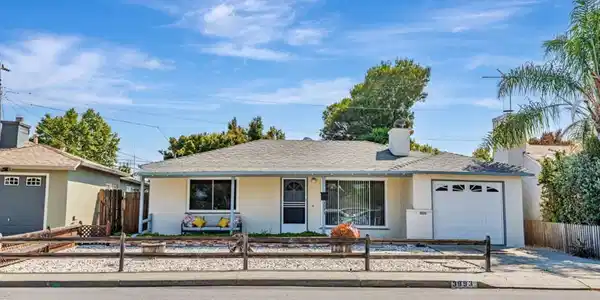 3993 Pasadena Drive