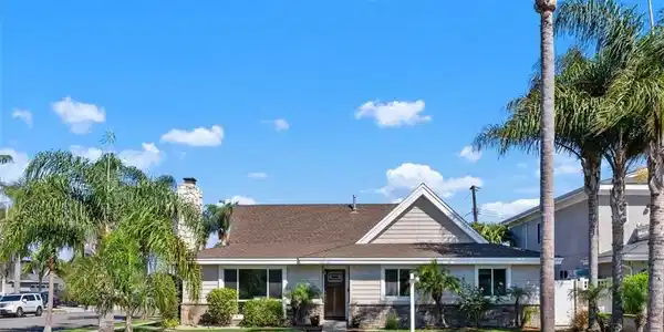 22042 Surfrider Lane