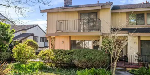 28128 Ridgepoint Court