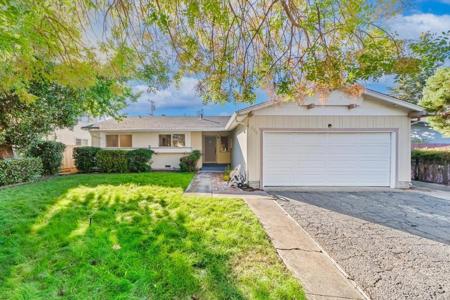 884 San Simeon Drive