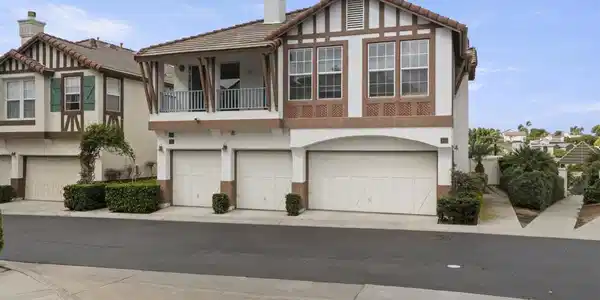 394 Carmel Creeper Pl