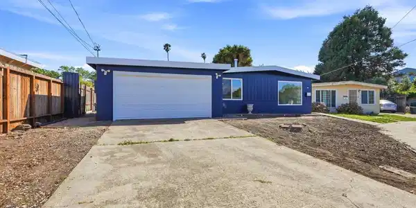1020 Barbara Ln