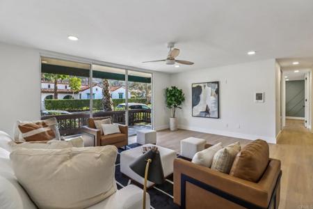 6455 La Jolla Boulevard