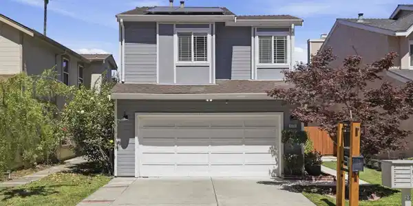4773 Ridgewood Dr