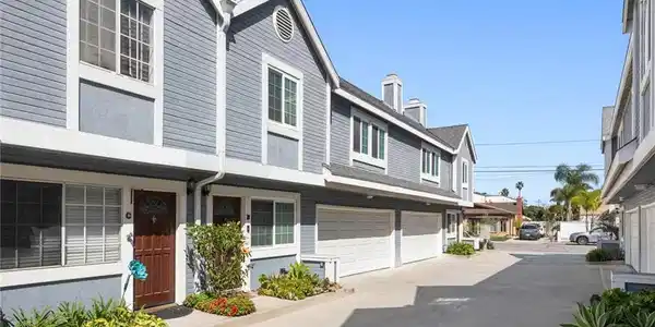 133 Cecil Place
