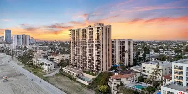 1750 E Ocean Boulevard
