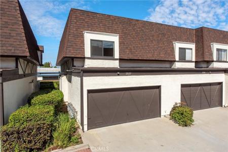 2527 Artesia