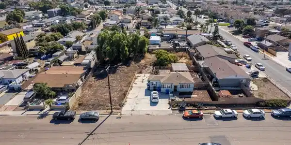 1815 Dahlia Drive