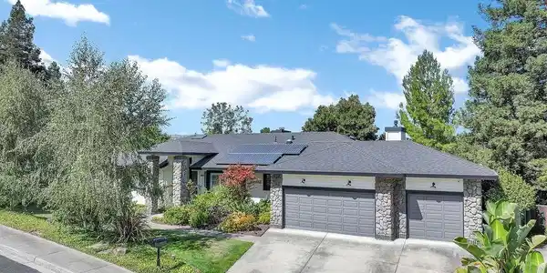 403 Midway Place