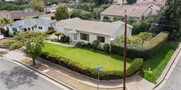 1980 Homeworth Drive