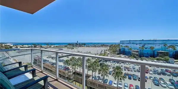 388 E Ocean Boulevard