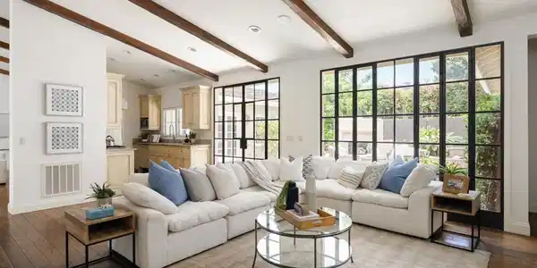 8031 La Jolla Shores Drive