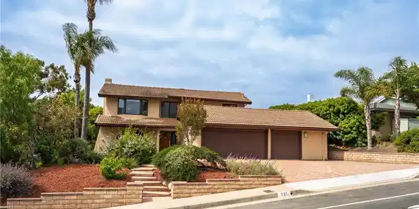 731 Calle Vallarta