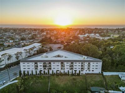1108 Camino Real