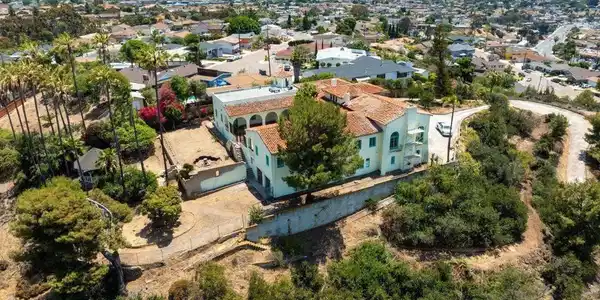 3600 Paradise Valley Road