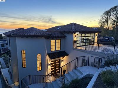 1024 Grizzly Peak Blvd