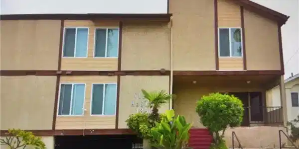 1350 N Marine