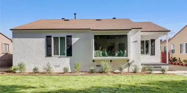3274 Eucalyptus Avenue