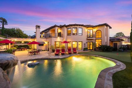 5278 Meadows Del Mar