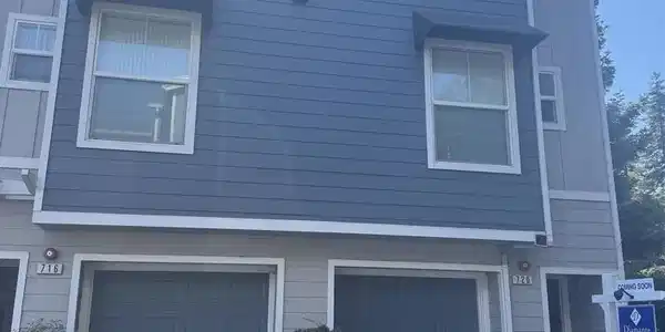 720 Grand Terrace