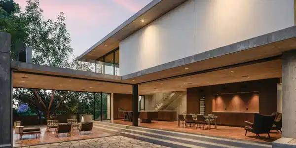 4420 Arista Dr