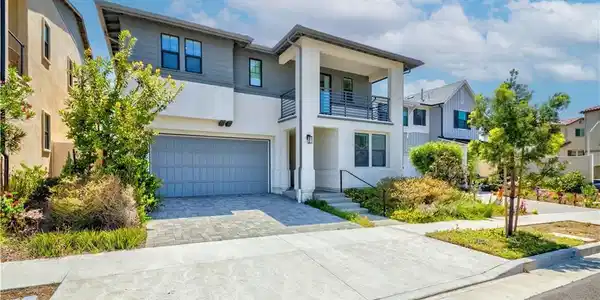 27626 Upton Terrace