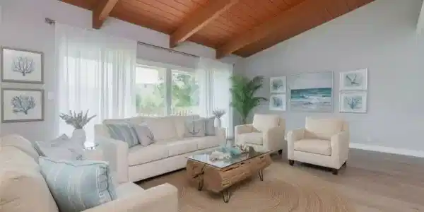 6542 Ocean Crest Drive