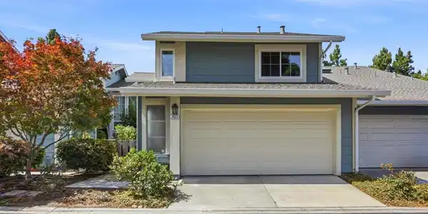 2423 Blackpool Ln
