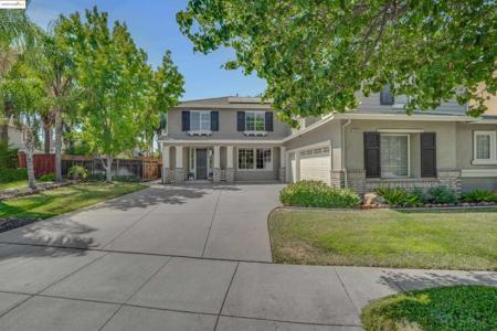 1613 Dawnview Dr