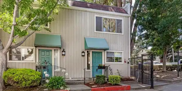 165 E Okeefe Street