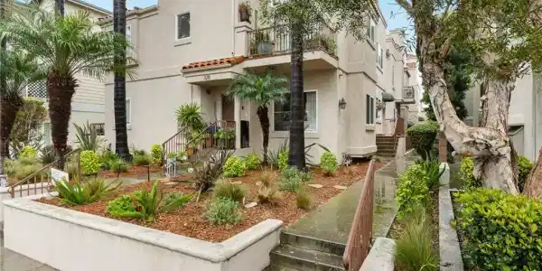 328 Virginia Street