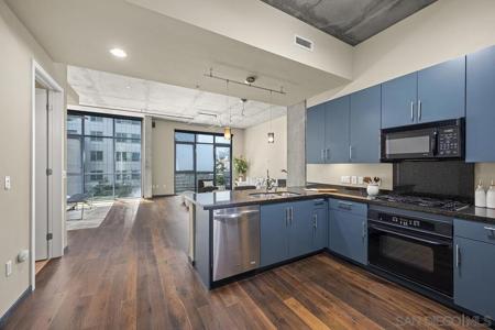 527 10th Ave