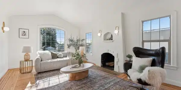 2521 2521 80th Ave