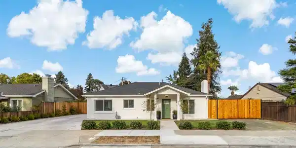 432 Oak Ridge Drive