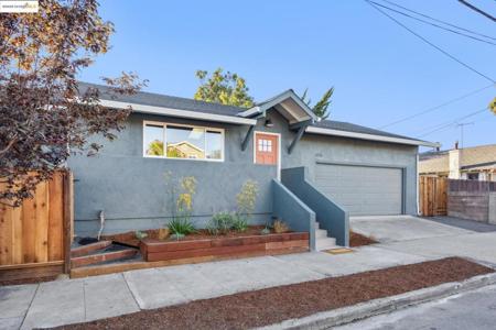 3018 Mabel St