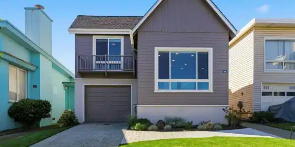59 Weston Drive