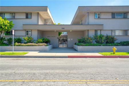 2940 W Carson
