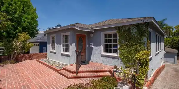 2504 Palm Avenue