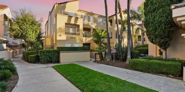 3957 Nobel Dr