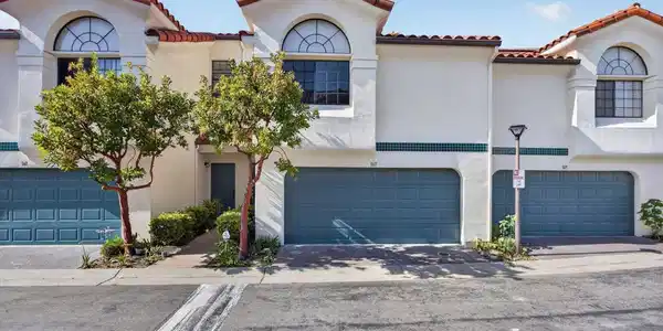 165 Courtyard Drive