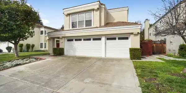 35100 King Court