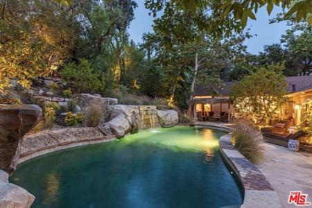 1064 Meadows End Drive