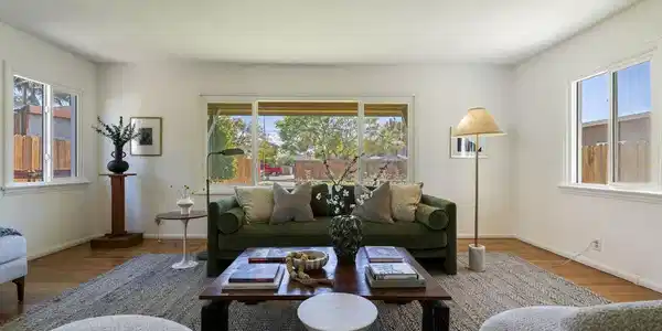 1113 Palms Boulevard