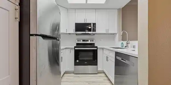 5865 Friars