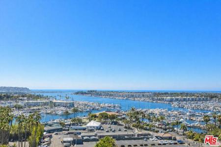 13650 Marina Pointe Drive