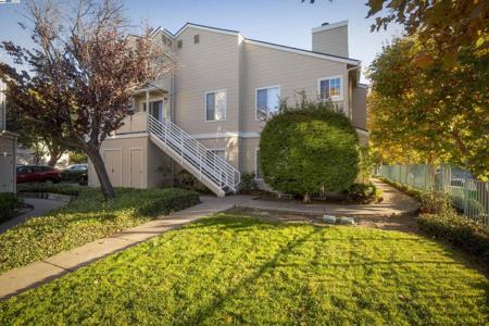 1450 Thrush Ave