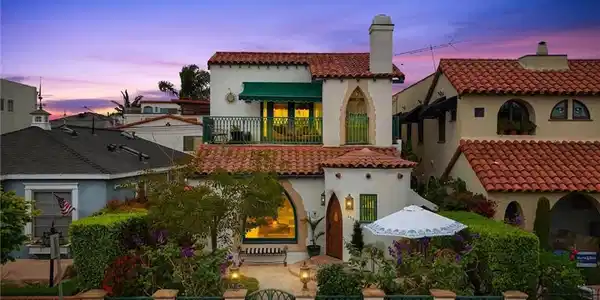 159 Claremont