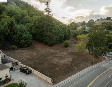 3300 Pinole Valley Rd