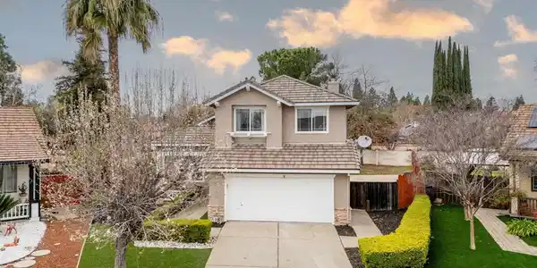2328 Grassland Way